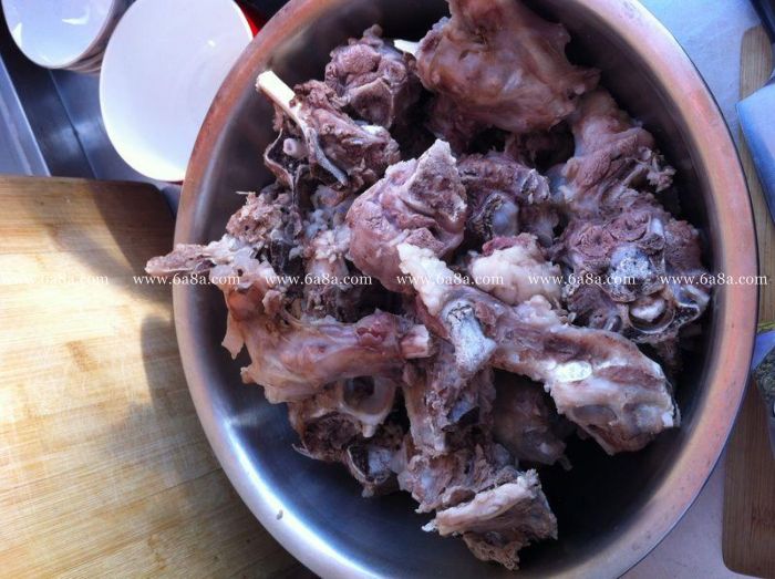 芹菜炒土豆丝家常做法：简单易学，美味可口