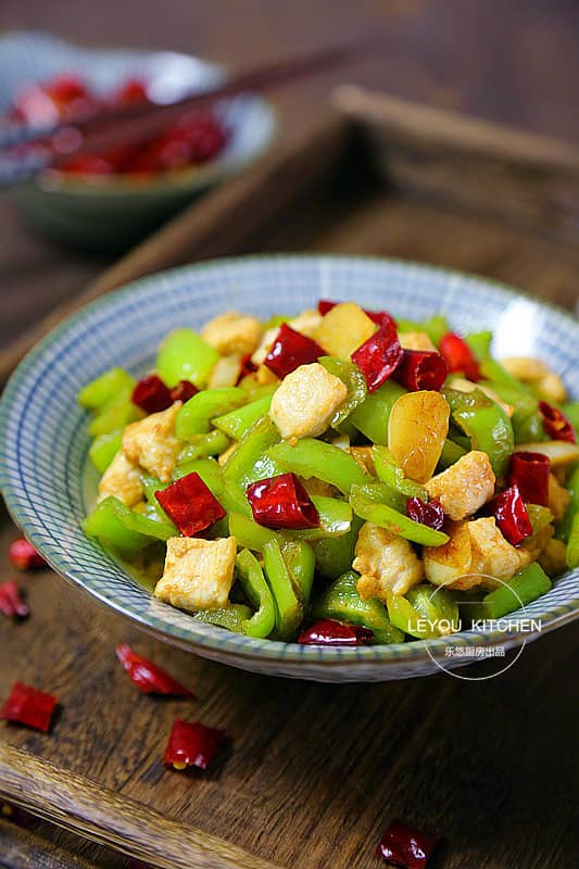 鸡丝面的家常做法：轻松学会，美味可口