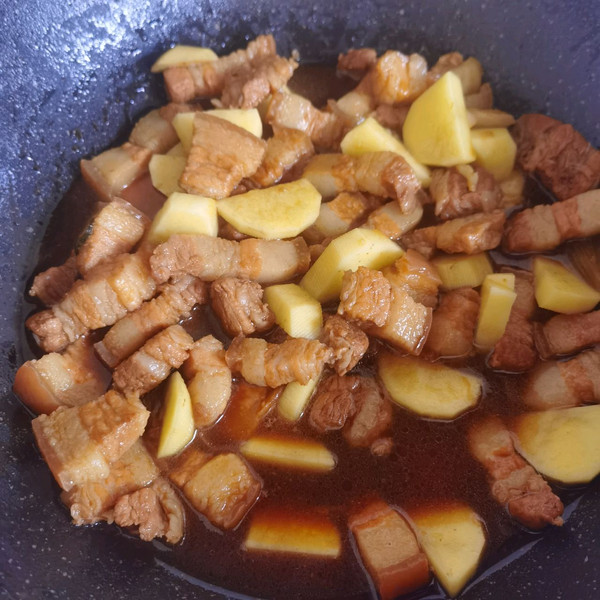 标题：昆山特色小吃——探寻美食的独特韵味