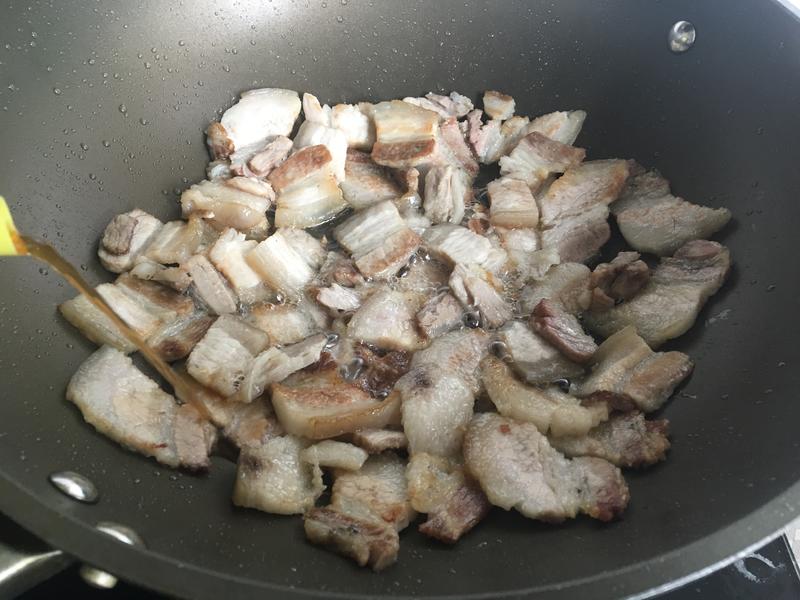 德兴市特色美食：一尝难忘的地道风味