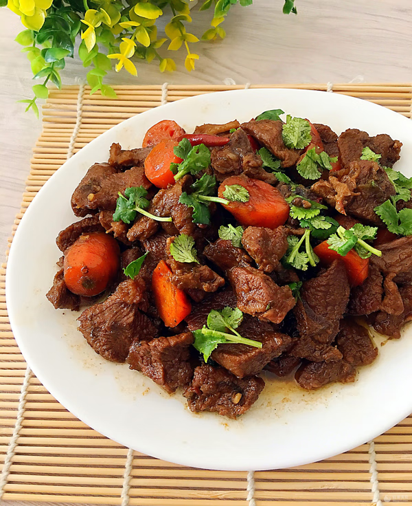 牛肉咸菜家常做法：美味与传统的完美融合