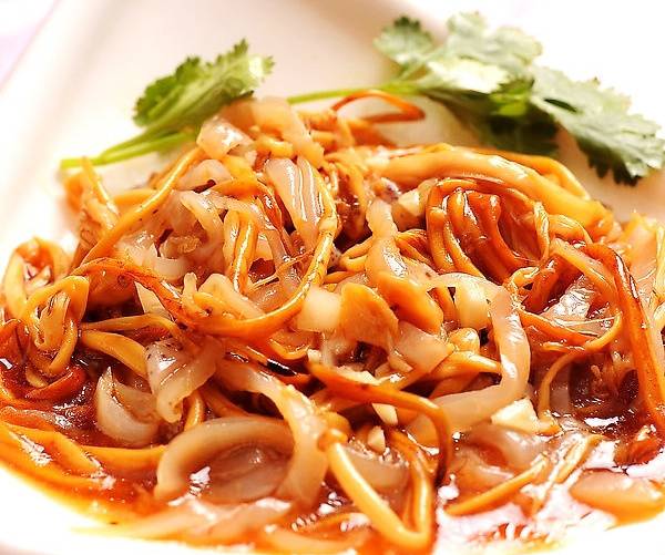 鸡烧土豆怎么烧好吃：掌握这道家常菜的独特魅力