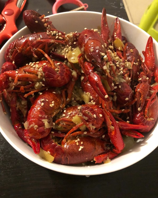 彩椒凉拌怎么做好吃：夏日餐桌上的清新美味