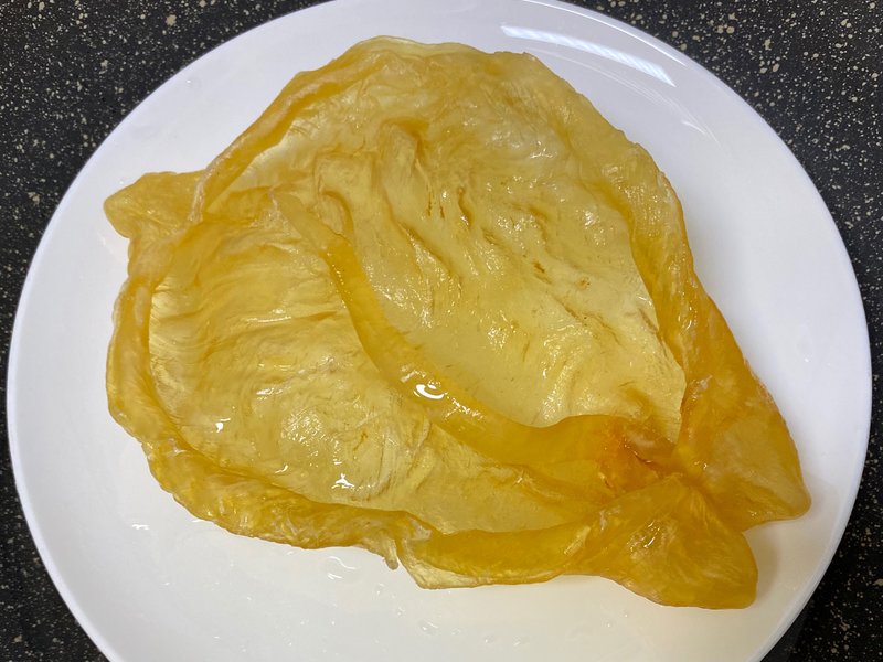 蒜香鲤鱼的家常做法：家常美味，轻松入门