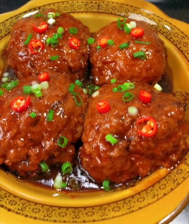 龙虾哪里好吃：探寻国内外的绝佳美食体验