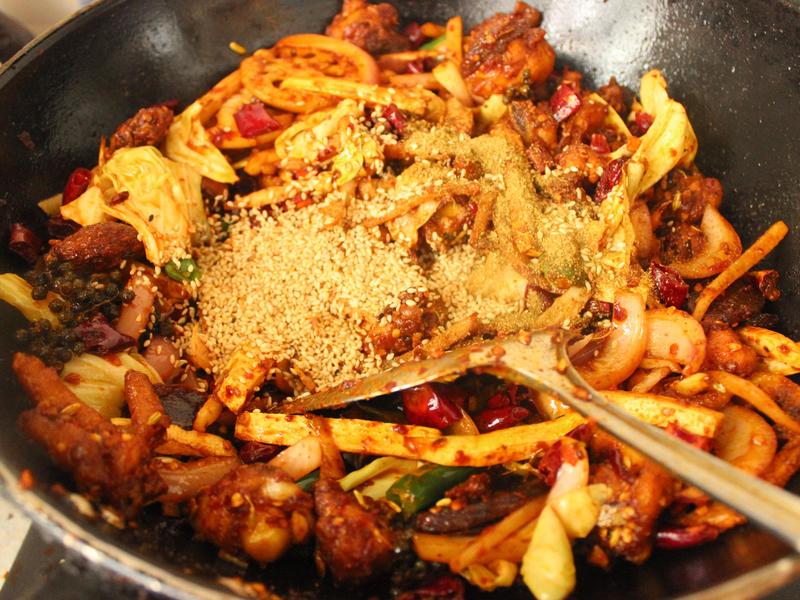 海鲜饼的家常做法：家常美食的鲜美滋味
