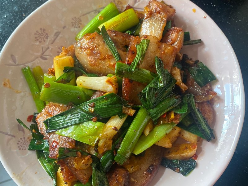 凉拌笋丝怎么做好吃：家常美味，轻松入门