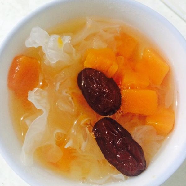 宫爆鸡丁家常做法：简单易学，美味可口