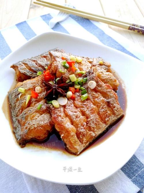 湖南大学小吃：舌尖上的美味探索