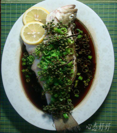 标题：《蛙鱼小吃：探索独特美食的诱人魅力》