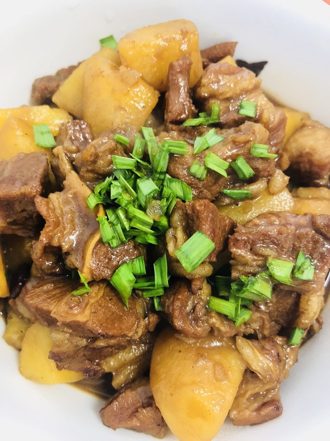 成都特色美食小吃街：一场味蕾的狂欢盛宴