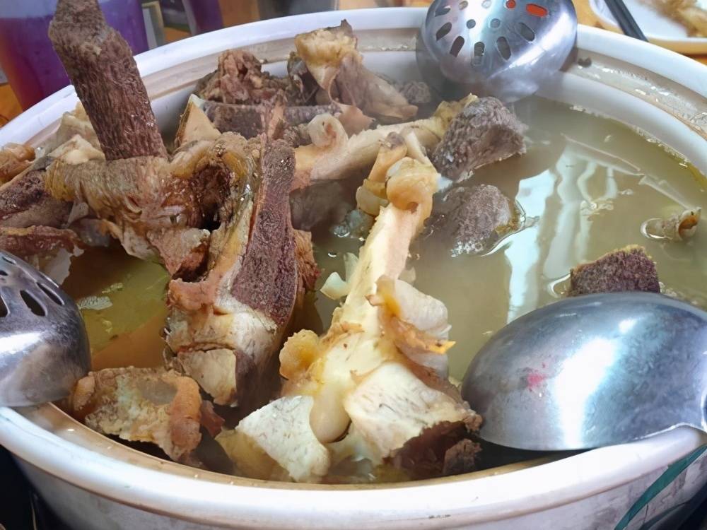 老鸡怎么做好吃：解锁传统美食的独特魅力