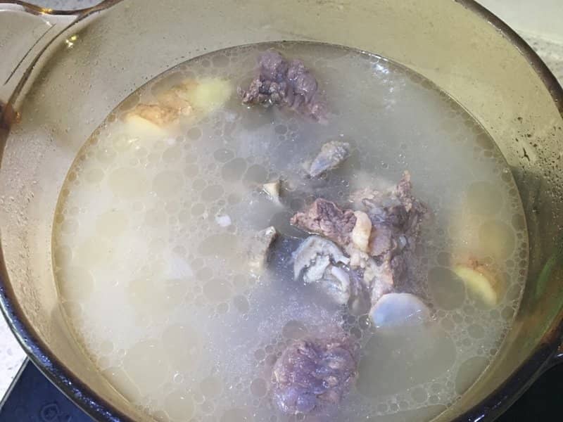 中国的名小吃：舌尖上的美食之旅