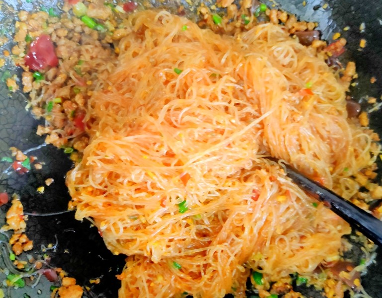鸡胸肉和什么炒好吃？揭秘最佳搭配食谱