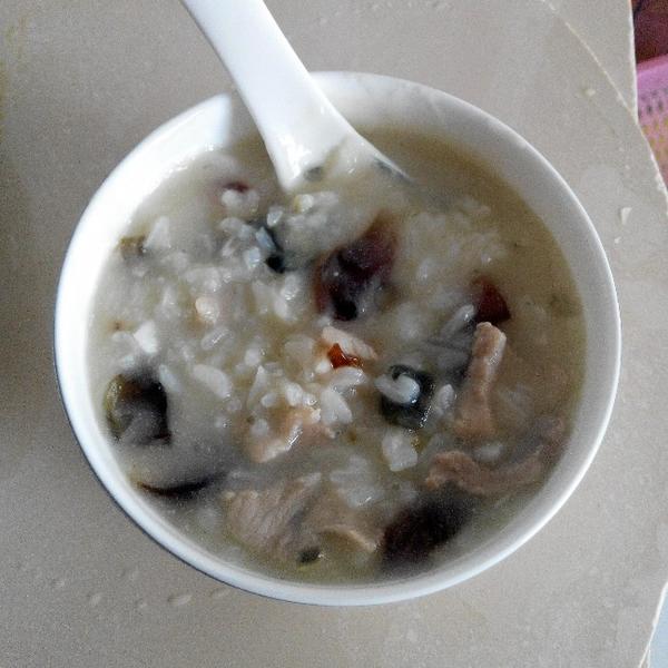 火爆大头菜的家常做法：美味瞬间，轻松入门