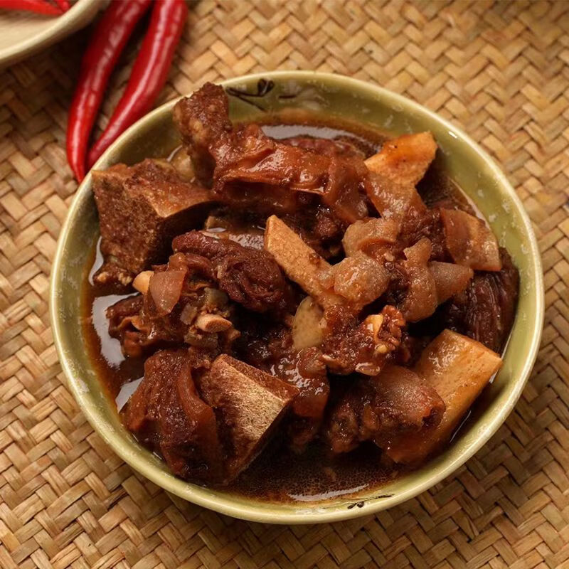 标题：小吃连锁店——打造地方美食的王国