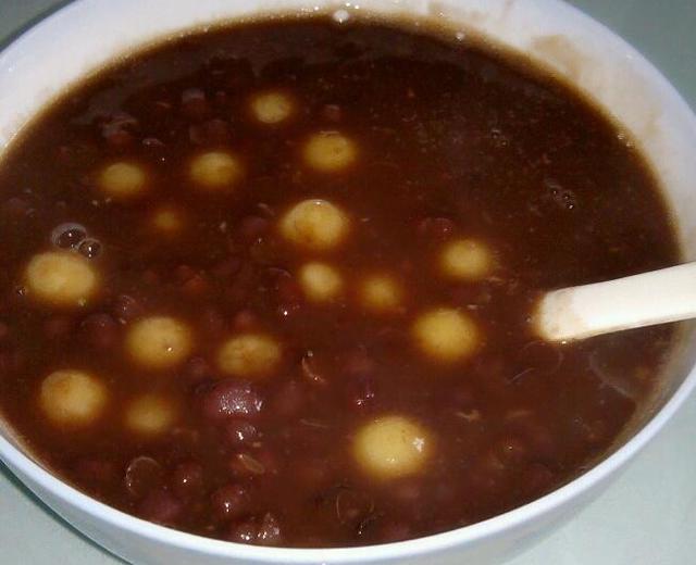 标题：苗圃特色美食——探寻美味与自然的完美融合