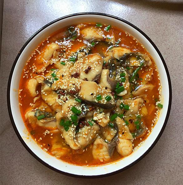 三亚小吃一条街：美食的天堂，舌尖上的狂欢