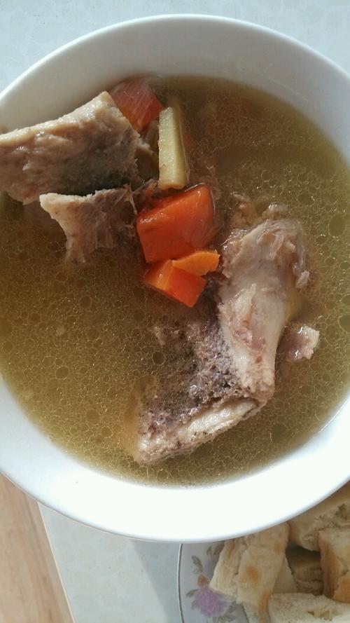 标题：户部巷小吃街：探寻武汉美食的独特韵味