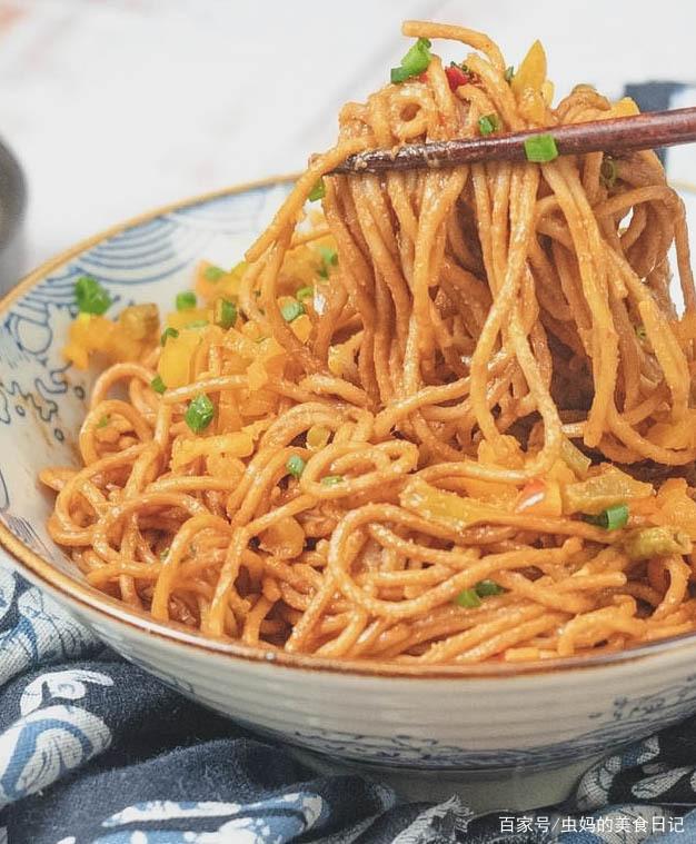 艳小吃：探寻舌尖上的美味记忆