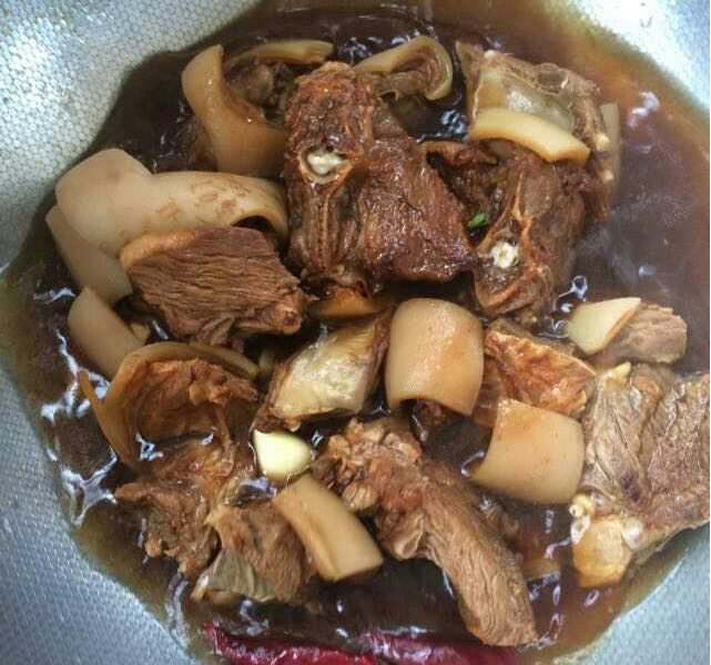 清炒芹菜的家常做法