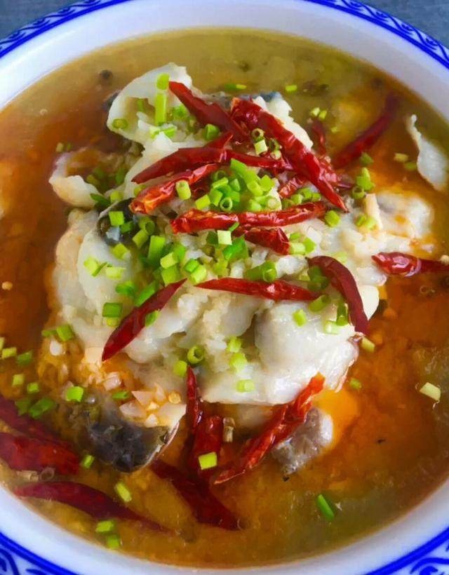 古镇特色小吃：探寻历史的味道