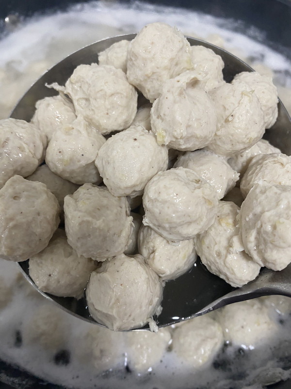 北京夜市特色美食：一口幸福，千种风味