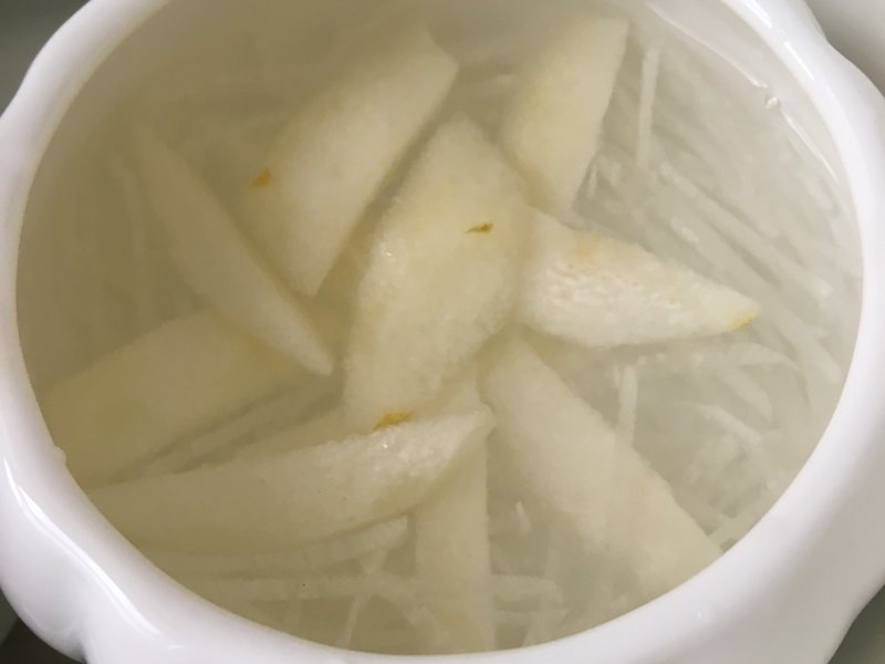 鸡蛋怎样煎好吃：掌握这些技巧，煎蛋更美味