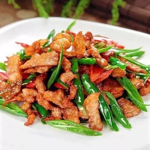 炸虾仁怎么做好吃香酥 - 美食博主分享秘籍