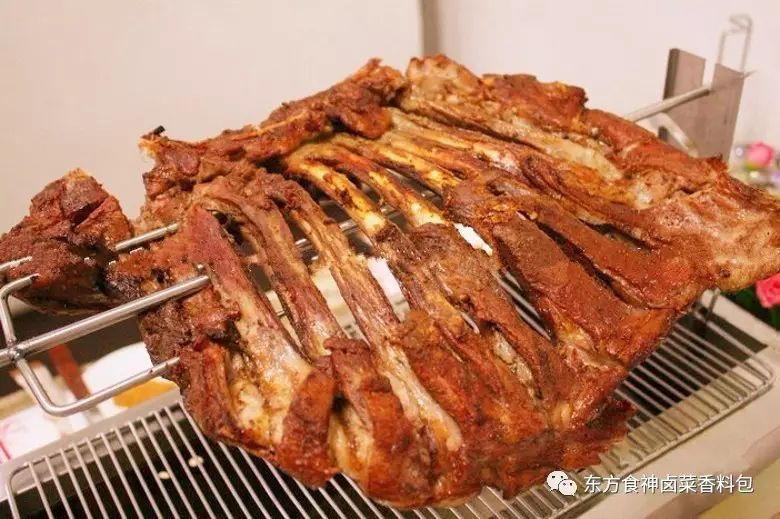 大学食堂特色美食：舌尖上的青春记忆