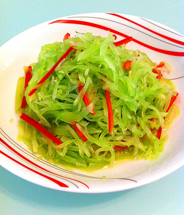 张家港特色小吃：一场味蕾的盛宴