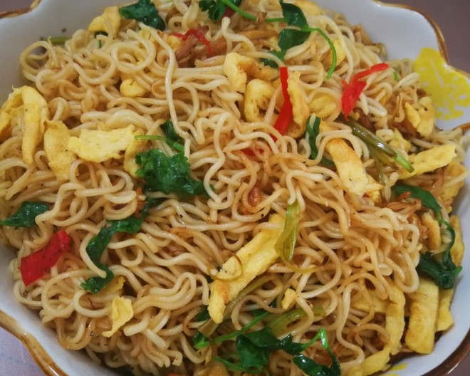 辣炒肥肠的家常做法：解锁美味密码