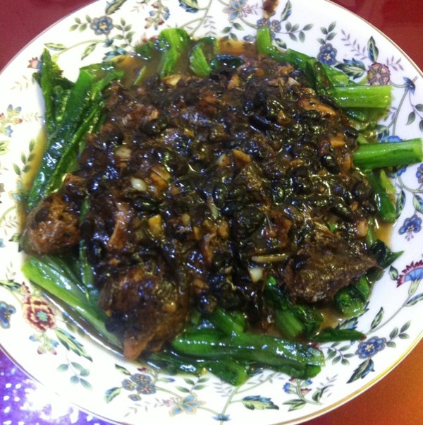 难吃的小吃：揭秘那些让人难忘的美食“噩梦”