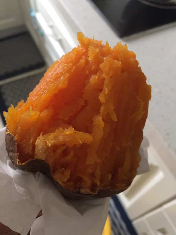家常扣肉酸菜：传统与创新的美食交融