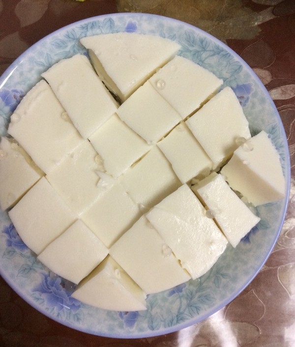 上海本地小吃街：品味正宗的海派美食之旅