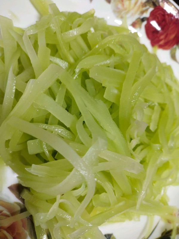 酥肉怎么做好吃 —— 传统美食的魅力与秘诀