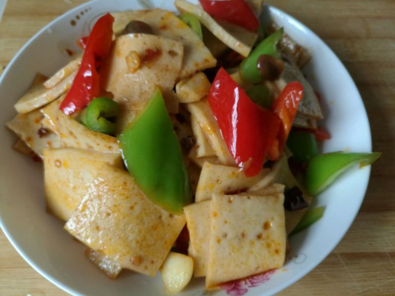 炖干豆角的家常做法：传统风味美食的制作秘诀