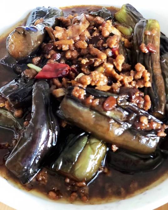 冻饺子怎么煮好吃：掌握正确方法，美味瞬间重现
