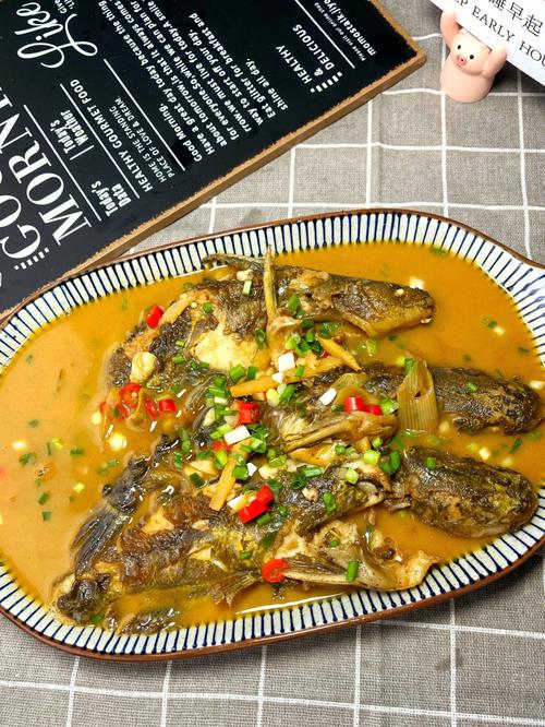 贵阳特色美食小吃街：探寻地道美味，感受多彩文化