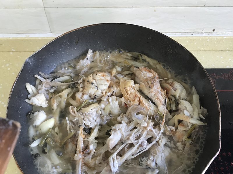 肉丸子怎么炸好吃：掌握秘诀，做出美味肉丸子