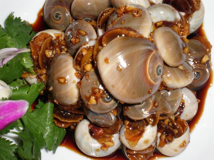 标题：黄石特色美食店——探寻黄石美食的独特韵味