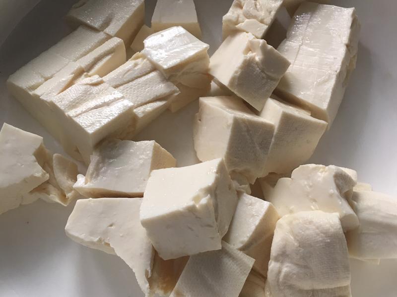 南京特色美食本地人最爱：探寻舌尖上的古都风情