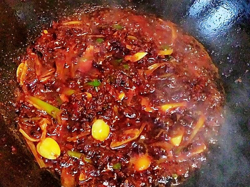 家常芋头糕：传统美食的现代演绎