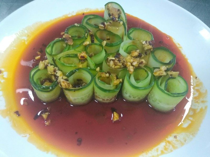 家常扣肉的做法步骤：传统美味，家庭必备