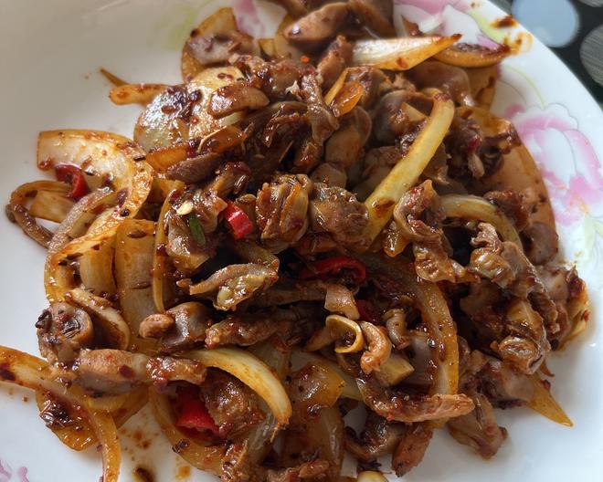 蚕怎么做好吃：探索传统美食的独特魅力