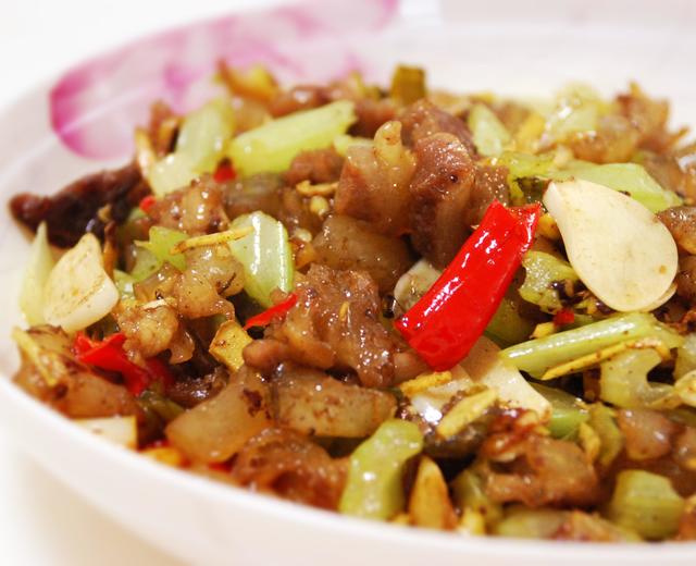 家常牛肉金针菇的做法：美味与营养的双重享受
