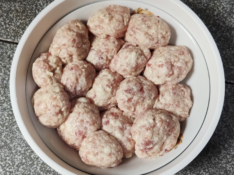 干锅肥肠的家常做法：美味与传统的完美融合