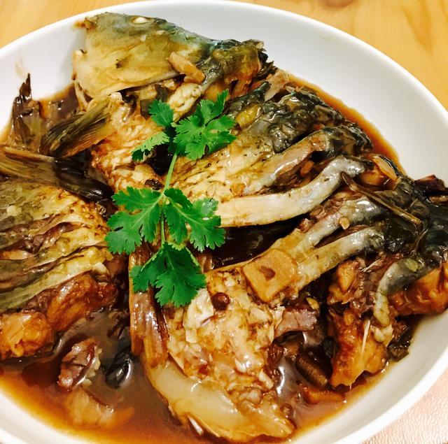 章鱼小丸子好吃吗？揭秘这款美食的独特魅力