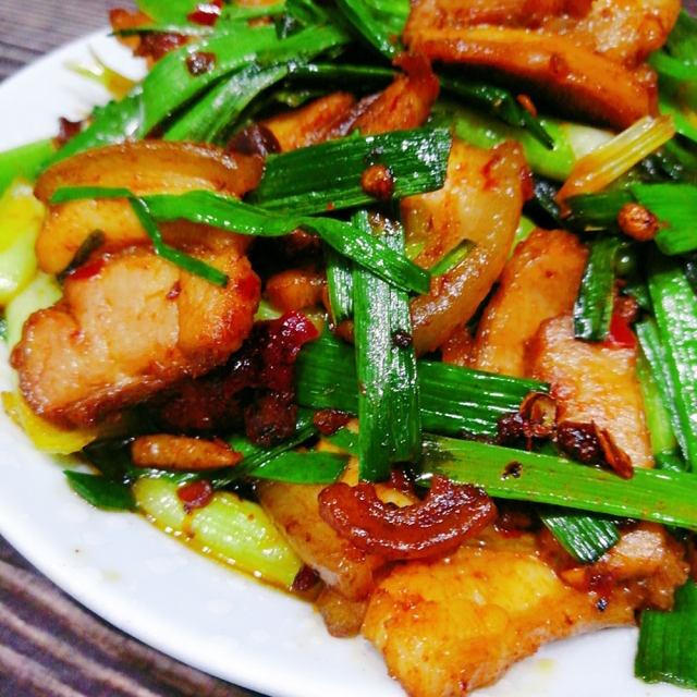 新疆小吃图片：一场视觉与味觉的双重盛宴