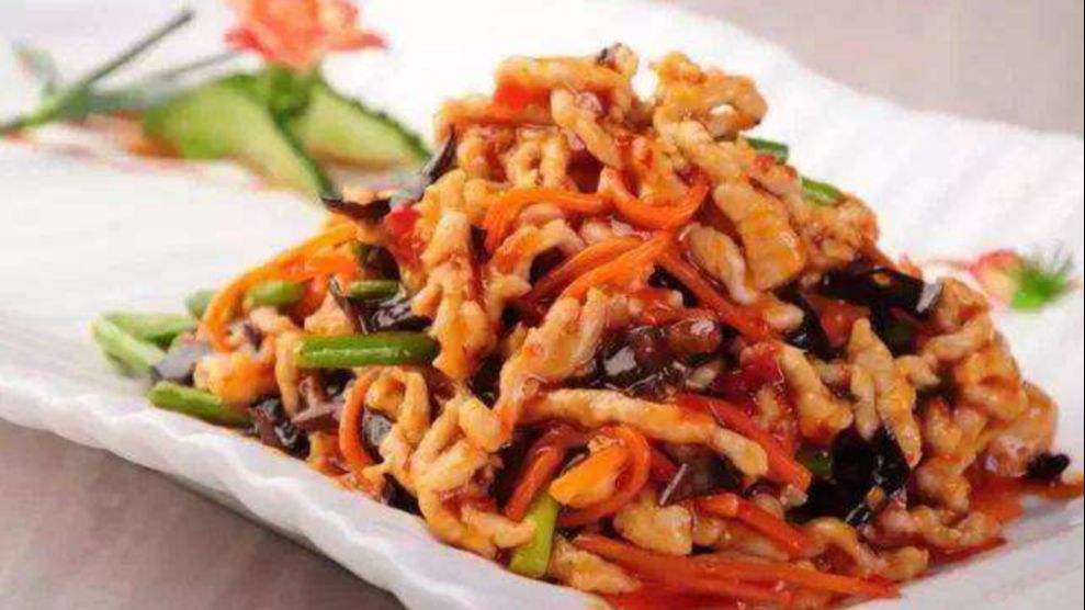 烧鸡炖什么好吃？炖出美味新高度！